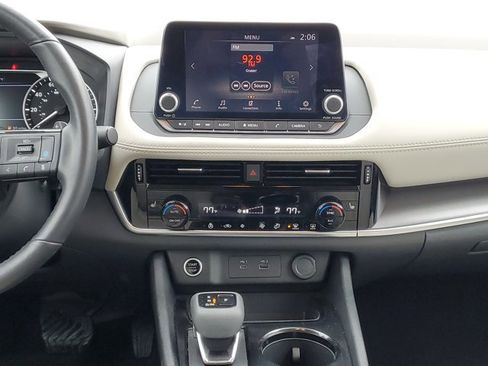 Certified 2023 Nissan Rogue SV w/ SV Premium Package image 24