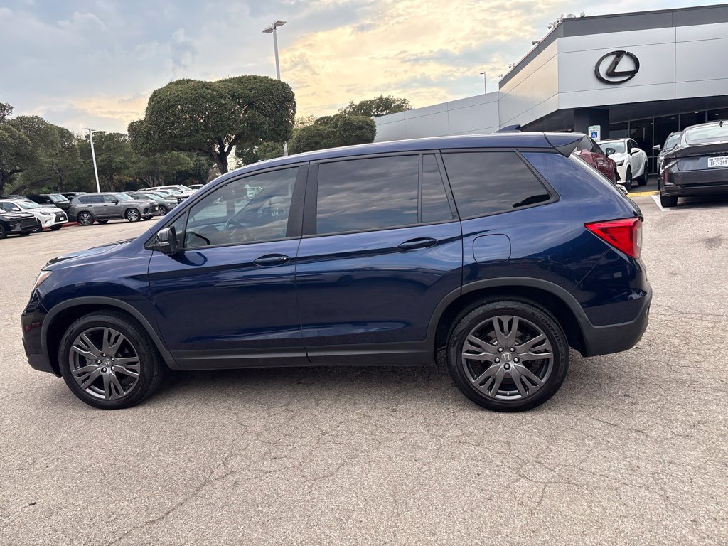 Used 2021 Honda Passport EX-L image 2