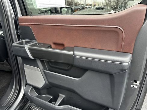 Certified 2022 Ford F150 Lariat image 40