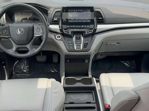 Certified 2024 Honda Odyssey EX-L image 10