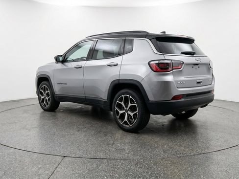 Used 2025 Jeep Compass Limited AWD/4WD image 6