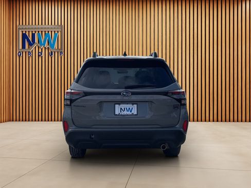 Used 2025 Subaru Forester Limited AWD/4WD image 39