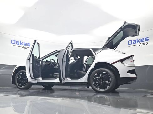 New 2026 Kia EV6 Wind AWD/4WD image 61