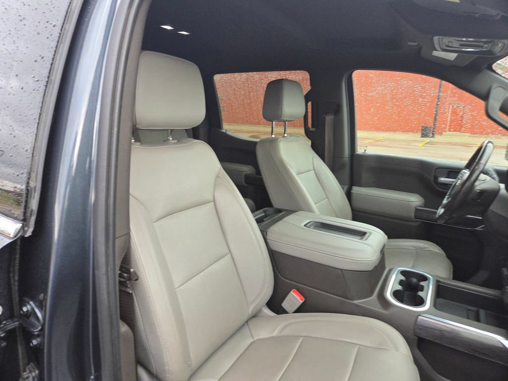 Used 2020 Chevrolet Silverado 1500 LTZ AWD/4WD image 30