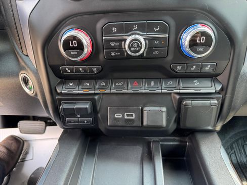 Certified 2020 GMC Sierra 1500 SLT w/ SLT Premium Plus Package image 22