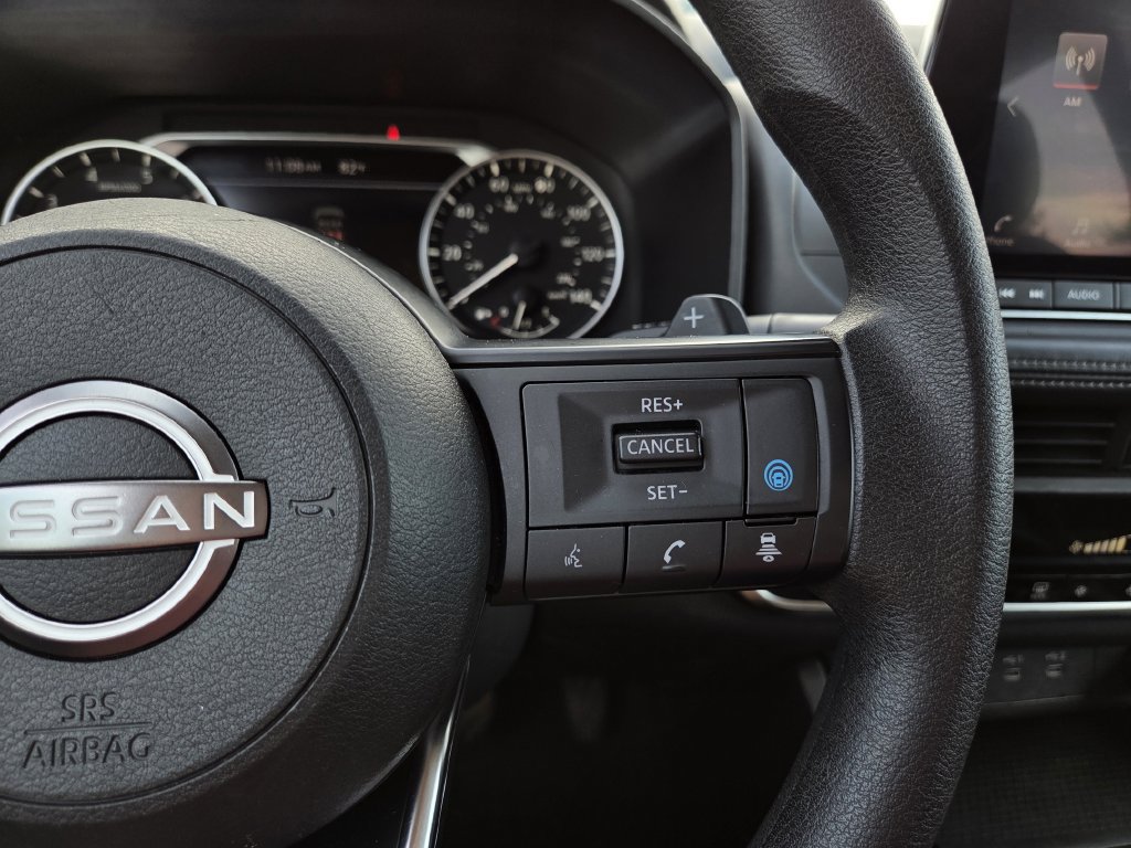 Used 2024 Nissan Rogue SV AWD/4WD image 25