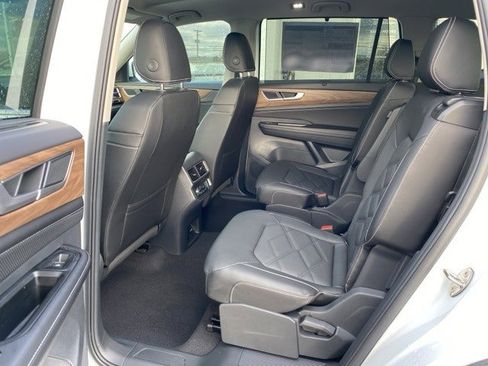 New 2026 Volkswagen Atlas SE image 56