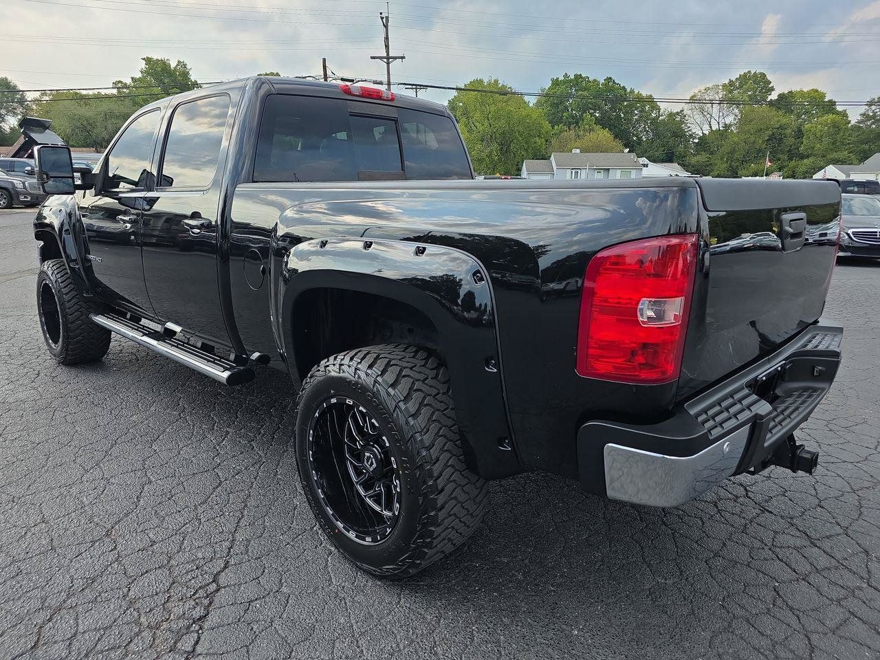 Used 2014 Chevrolet Silverado 2500 LTZ w/ LTZ Plus Package AWD/4WD image 20