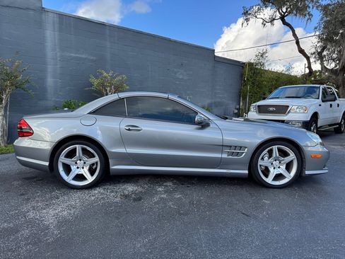Used 2009 Mercedes-Benz SL 550 2dr Roadster 5.5L V8 image 4