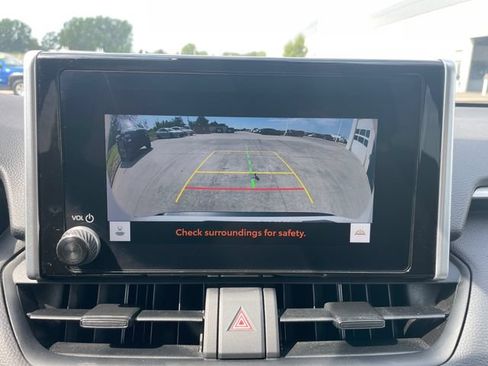 Used 2023 Toyota RAV4 XLE w/ Convenience Package AWD/4WD image 14