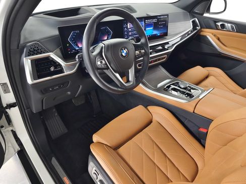 Used 2024 BMW X5 xDrive40i w/ Premium Package AWD/4WD image 16