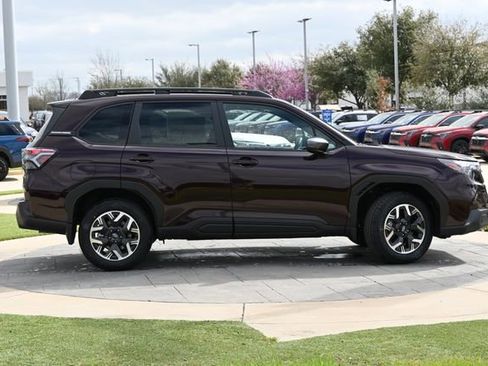 New 2026 Subaru Forester Premium AWD/4WD image 2