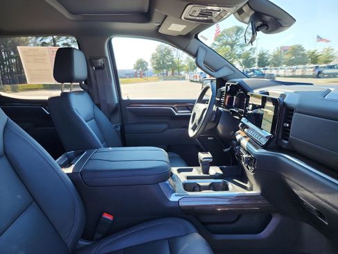 Certified 2026 Chevrolet Silverado 1500 RST w/ RST All Star Premium Package image 8