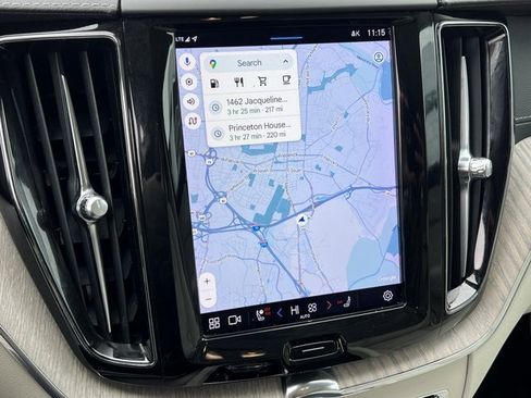 Certified 2022 Volvo XC60 B5 Inscription w/ Advanced Package image 29