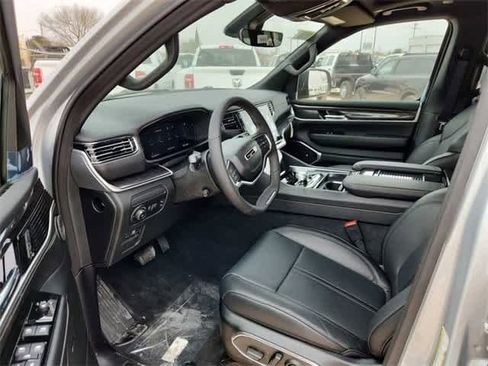 New 2024 Jeep Wagoneer 4WD w/ Premium Group I image 2