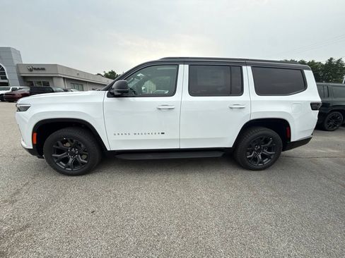 New 2026 Jeep Grand Wagoneer 4WD image 2