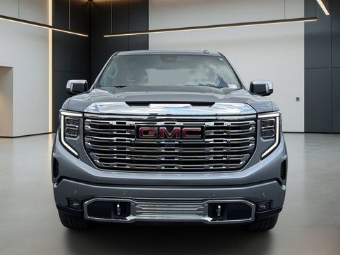 Used 2024 GMC Sierra 1500 Denali w/ Denali Reserve Package AWD/4WD image 10