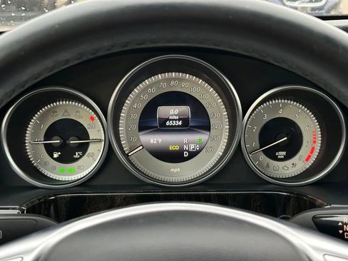 Used 2014 Mercedes-Benz E 550 4MATIC Sedan image 11