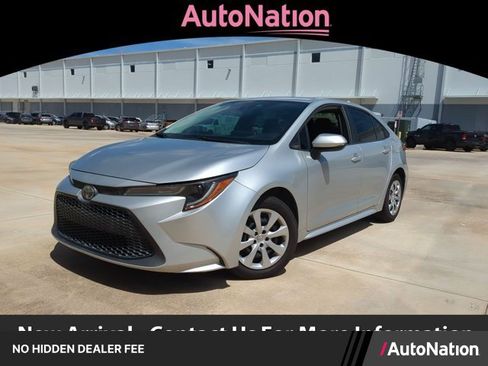 Used 2020 Toyota Corolla LE FWD image 1