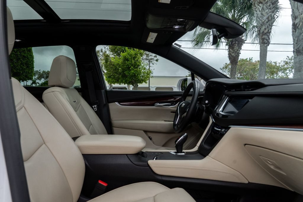 Used 2018 Cadillac XT5 Premium Luxury AWD/4WD image 24