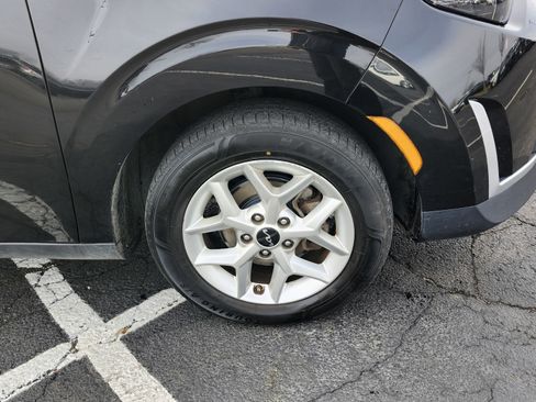 Used 2023 Kia Soul LX w/ Option Group 015 image 10