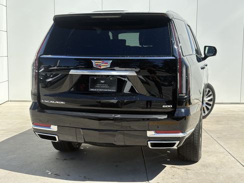 Certified 2025 Cadillac Escalade Premium Luxury Platinum AWD/4WD image 6
