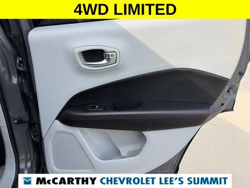 Used 2020 Jeep Compass Limited AWD/4WD image 27