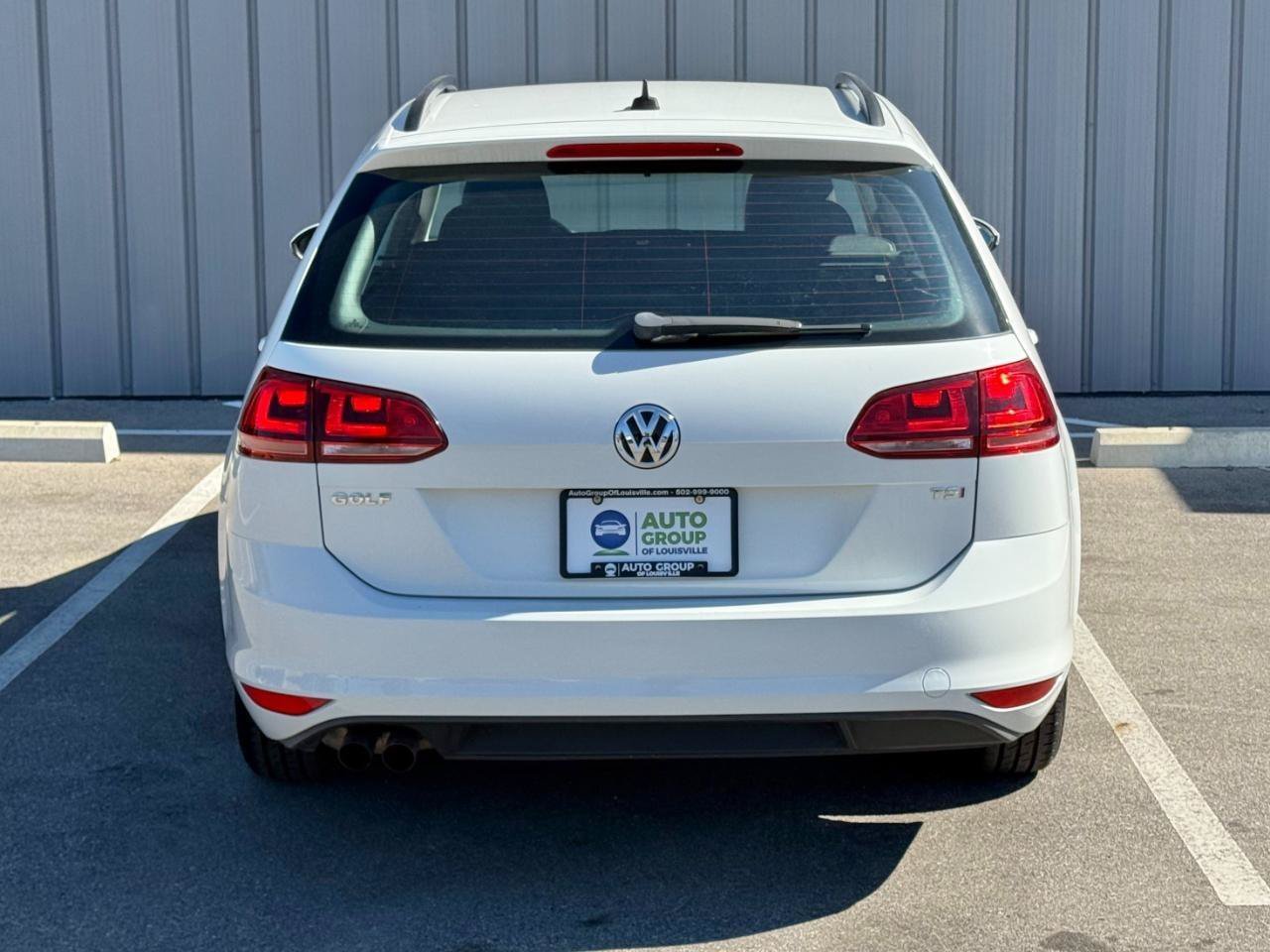 Used 2016 Volkswagen Golf S FWD image 6