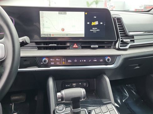 Used 2023 Kia Sportage X-Line image 13