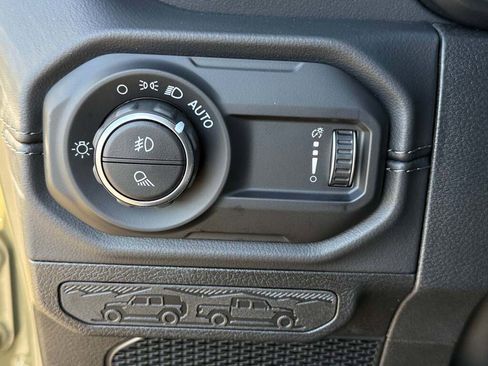 New 2026 Jeep Gladiator Sport image 28