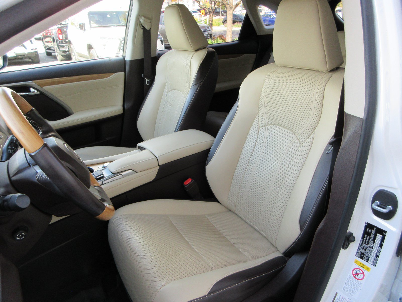 Used 2018 Lexus RX 350 AWD w/ Premium Package image 31