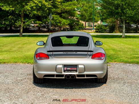 Used 2012 Porsche Cayman R image 4