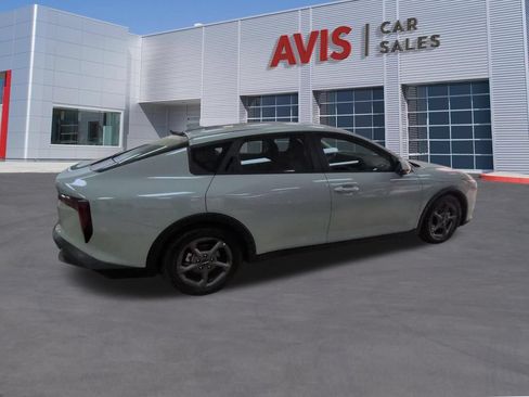 Used 2025 Kia K4 FWD image 5