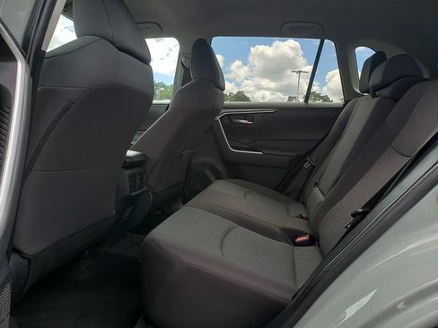Used 2023 Toyota RAV4 XLE AWD/4WD image 14