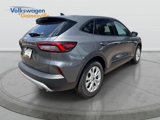 Used 2025 Ford Escape Active FWD image 4