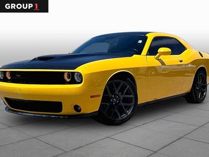 Used 2017 Dodge Challenger R/T w/ Quick Order Package 28P T/A