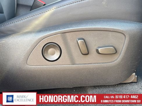Used 2024 GMC Acadia Elevation AWD/4WD image 24