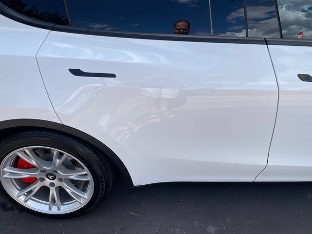 Used 2023 Tesla Model Y Long Range AWD/4WD image 31