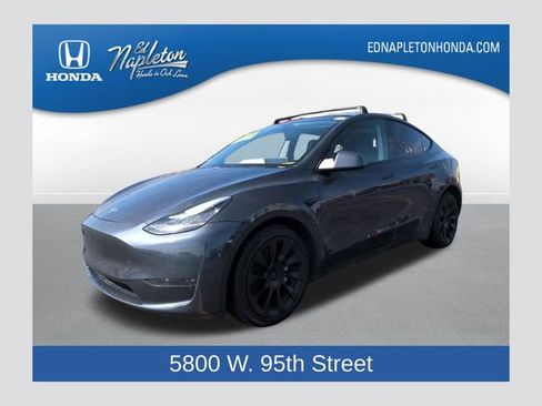 Used 2021 Tesla Model Y Long Range AWD/4WD image 1
