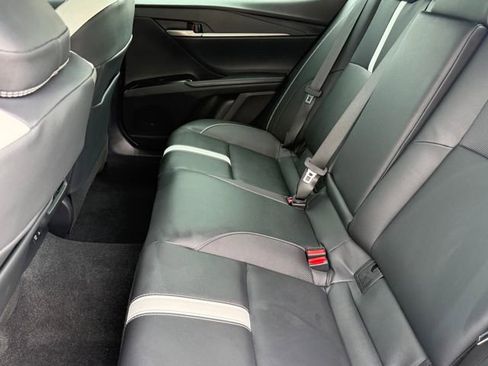 Used 2026 Toyota Camry SE w/ Convenience Package FWD image 29