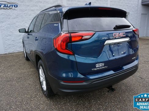 Used 2020 GMC Terrain SLE w/ Driver Convenience Package AWD/4WD image 9
