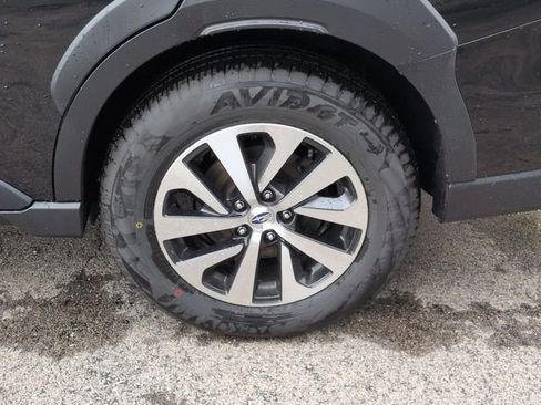 Used 2023 Subaru Outback Premium AWD/4WD image 34