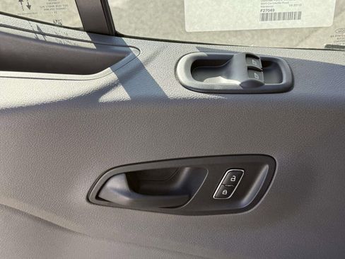 New 2025 Ford Transit 250 Low Roof AWD image 18