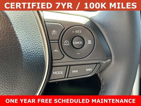Used 2025 Toyota Corolla Cross AWD Hybrid image 23
