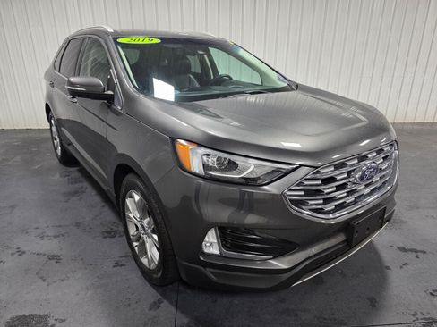 Used 2019 Ford Edge Titanium FWD image 2