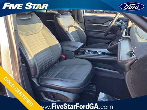 Certified 2025 Ford Explorer ST-Line AWD/4WD image 18