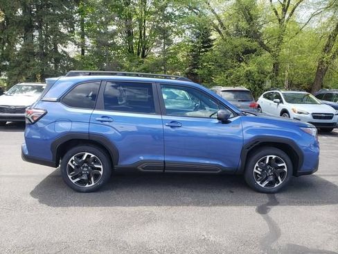 New 2026 Subaru Forester Premium AWD/4WD image 2