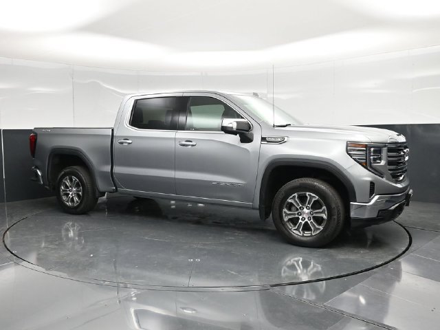 Used 2025 GMC Sierra 1500 SLT AWD/4WD image 5