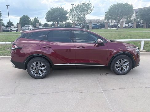 Used 2025 Kia Sportage SX FWD image 3