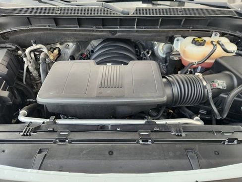 Used 2024 Chevrolet Tahoe Z71 w/ Luxury Package image 30